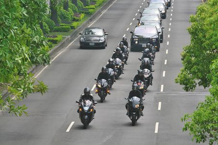 ̨�ڵ��̸����ճ���2�����¼�