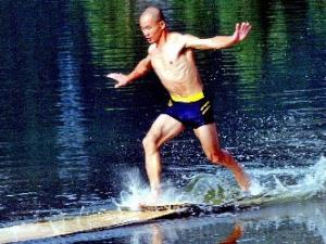 �ɹ����ɡ���15��Զ 