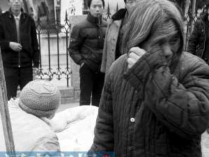 Ҫ��ҽԺ�⳥�����