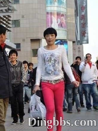 ����ͷ���֡���欸硱��Ůװ