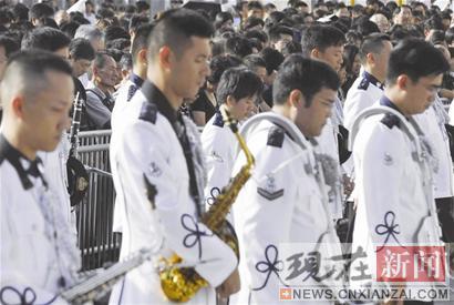 �Ҵ�������ʣ����ҽٷ�ɨ������ǹǹ��ͷ