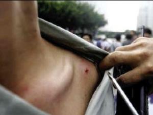 ���������ǹܶ�Ա��С�����ͻ�⵽Χ��