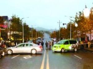 ���򸻺�Ϊ�����ӡ���������·ΧŹ����