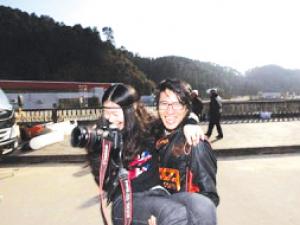 ����΢�����Ϻ���17��ϲ��һŮ