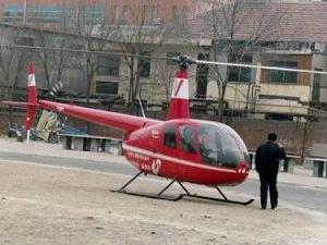 ����У԰����ֱ������Ů�� ���Ѳ²���Ϊ����������Ƶ��