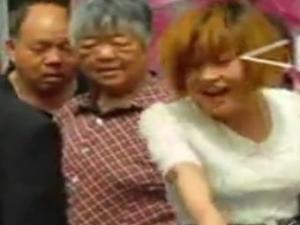 �Ͳ�����Ů��ײ�˺����� �����ѷ⡰����á�