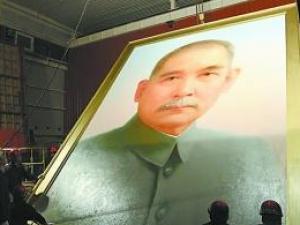 �����찲�Ź㳡�ڷ���ɽ��