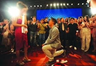 �д�ѧ����ҵ�������¸���� Ů�ѵ�����Ӧ