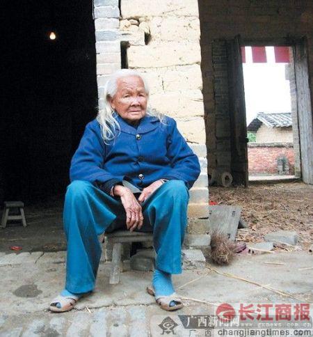 9Ѯ�ϸ�����4�պ������ײ� ҽ������ϵ����