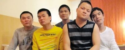 持菜刀 自卫.jpg 持菜刀 自卫.jpg