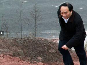 �����߳�����Ů��ͬ������������ϵ��300Ԫ�Ӱ��