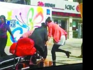 ����5��Ů�ӵ����ѹ⡰С�����·��÷� ����Ůͯ����������