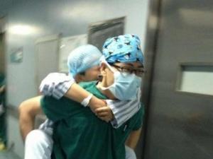 �������飺ҽ�����Ų����뿪������