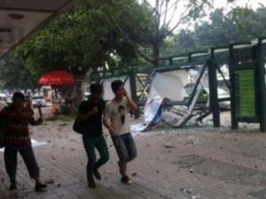 ���ݰ�����һ�ֿⷢ����ը �ֳ����ս���֫