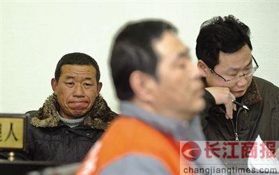 ���⳵˾����˿Ͳ���Ǯ����ײ��