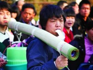 �ø�У�������� Ҳ�������س�Ʊ