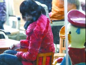 Ů������ͬ�½����ϼ� ǰ�����󷢿��ˡ���С�