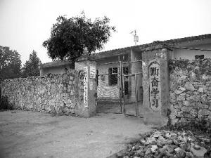 ���Ͻ�ʦǿ��Ů��:�к���������Ů�������ҳ�