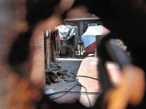 ���ӡ���թ���ϰ屻��������4��