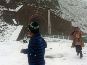 �½����·�ѩ �������ѩ�̣���ͼ��