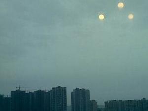 �Ĵ���ɽ�Ͽ�ͻ��3��̫��