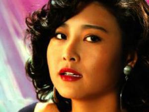 ����ƬŮ��Ҷ���䵲��ס�ķ���д��