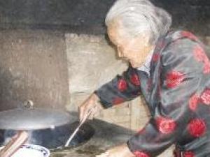 104����̫���ܰ����ϴ������ ÿ��Ҫ��2���׾�