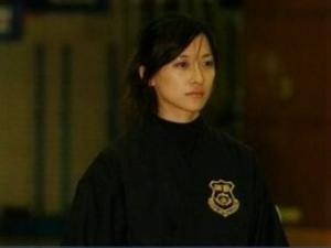 ��Ƶ����Ӣ����Ů�����ع� ִ����������ɧ��