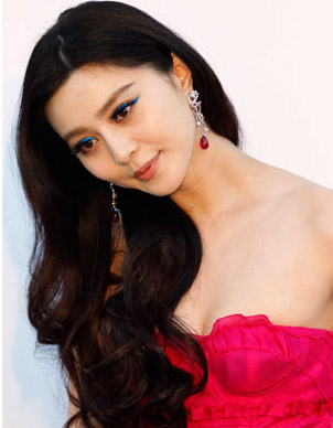 �Ա����ݽ�¶��ױ�����:ɭ��ϵ����ʢ��