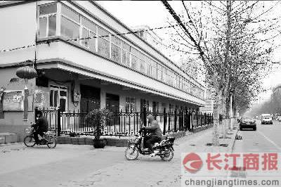 ����һ���Ҫ��С���������� ����Ǩ̰2000�� 