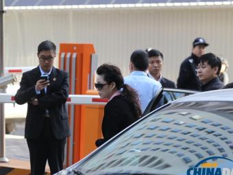 ����һ��ǿ����һ�����10�� �θ�ڳ����·�˿�����ࣨ��Ƶ��