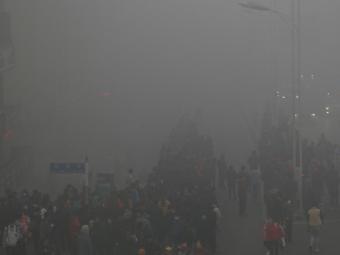 �������̹�ů��һ��PM2.5�������������ѧУͣ�Σ�ͼ��