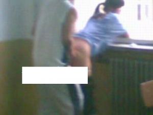 13���к��������Լ� 11��Ů������ҵ��Աǿ������