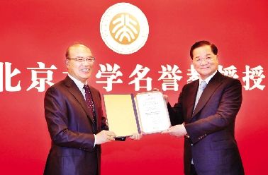 ��ս��ĸУ����������������ڳƺ�