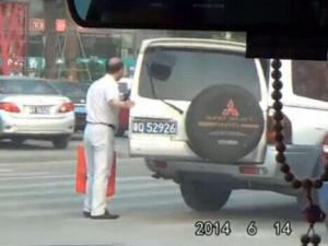 50��������ÿ�ܼݼ���̽20��Ů�� ��ϵ��Ա�ݹ���̽�鸾 ​