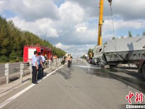 �˳�������·�ϲ෭ ����10���ֽ�δ��ʧ