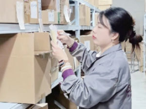 ������Ļ���̳��� ������һ�������˵Ĵ�ҵ����