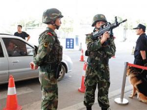 ������������공�ؼ� �侯��95ʽ��ǹ�䱬�ѵ�פ�ؼ��վ