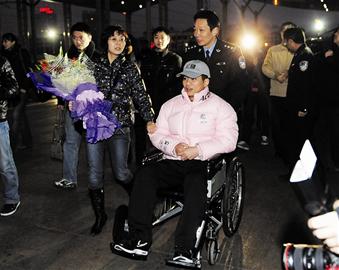 ͼ�ģ�̷���� Ӣ�۹���