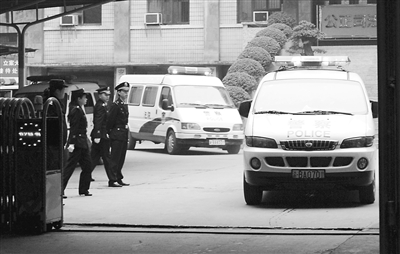 ���조���ԡ������ױ���һ��Ԫ