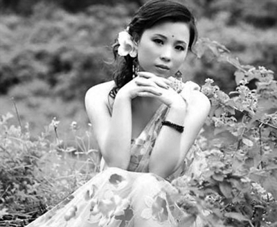 �й���ѧ�����󵱼�Ů�޹���8��