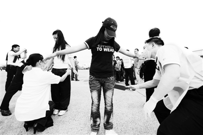 ��������ͬ�����յ־�