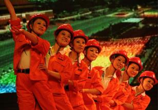 600Ů������������װ��