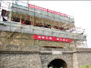 �人����25�׳������𸡵�