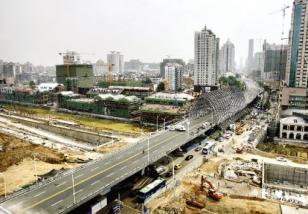 �б�·�߼�����ͨ��