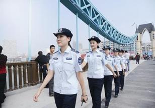 ��ŮЭ��Ա��פ����