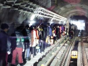 ����������µ����г���ʱͣ��