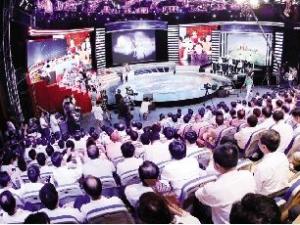 ��������Ϊ��8������ѧУ����Ǹ