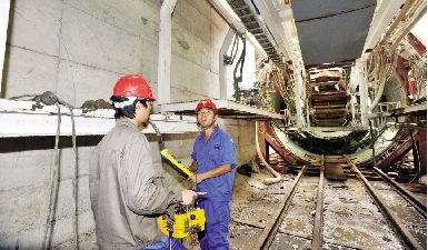 �人����3����20̨�����ϻ������ڶ�