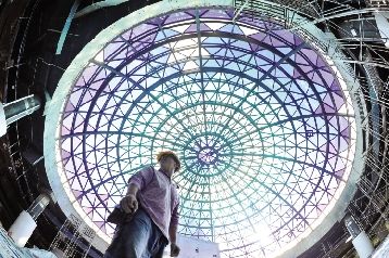 ����3����8����ɫվ���������